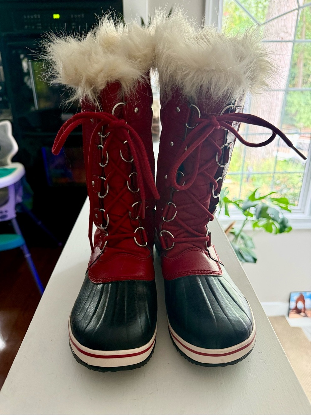 Women’s Sorel snow boots